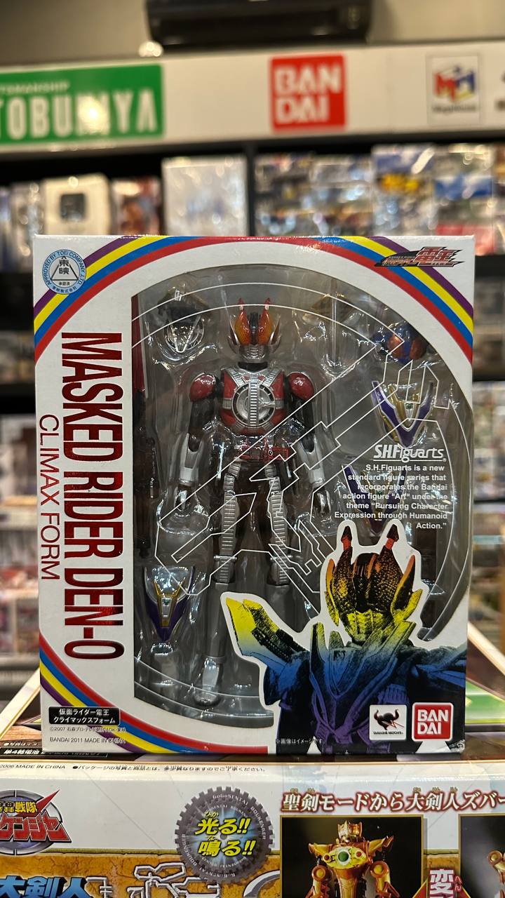 [Kamen Rider] SH Figure Masked Den-O Climax Form 