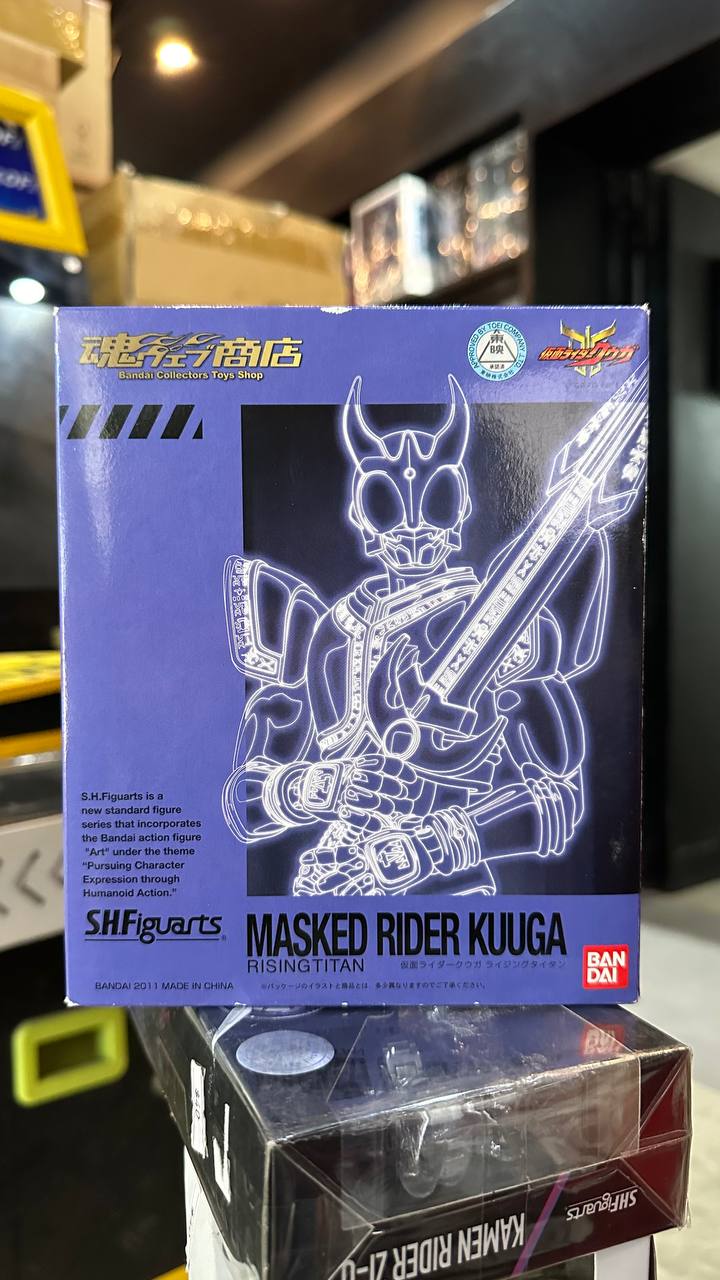 [Kamen Rider] SH Figure Kuuga Risingtitan 