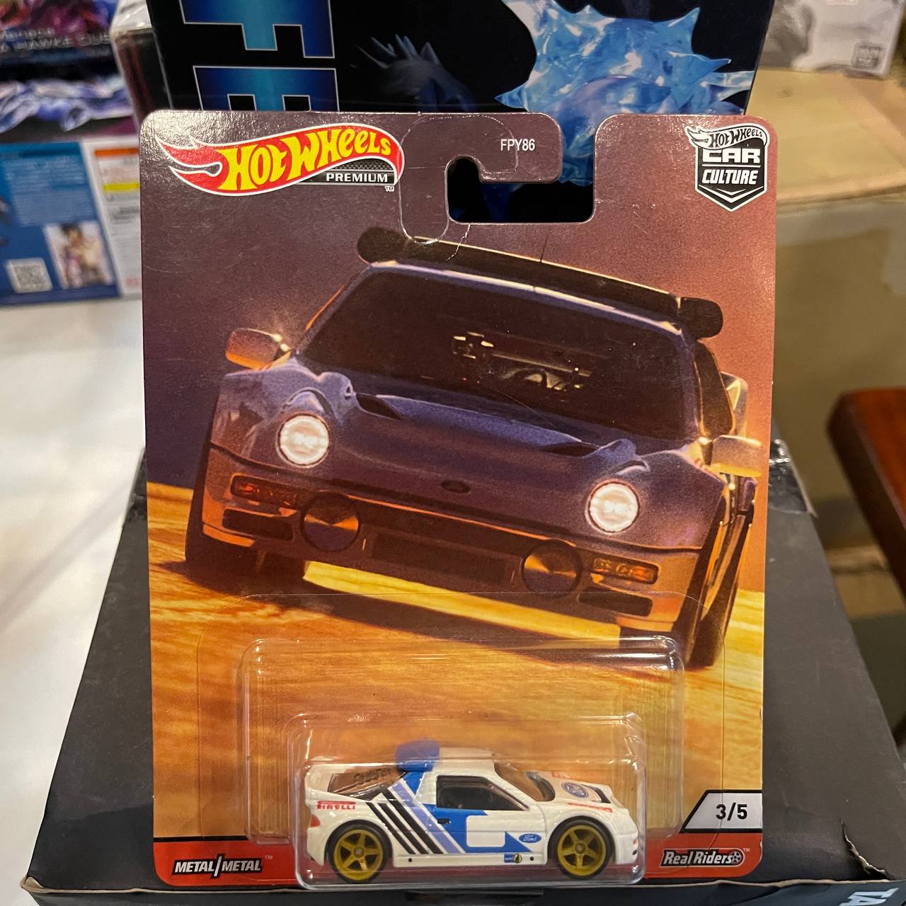 [Hot Wheels] Car Culture Ford RS 200 (Real Riders)