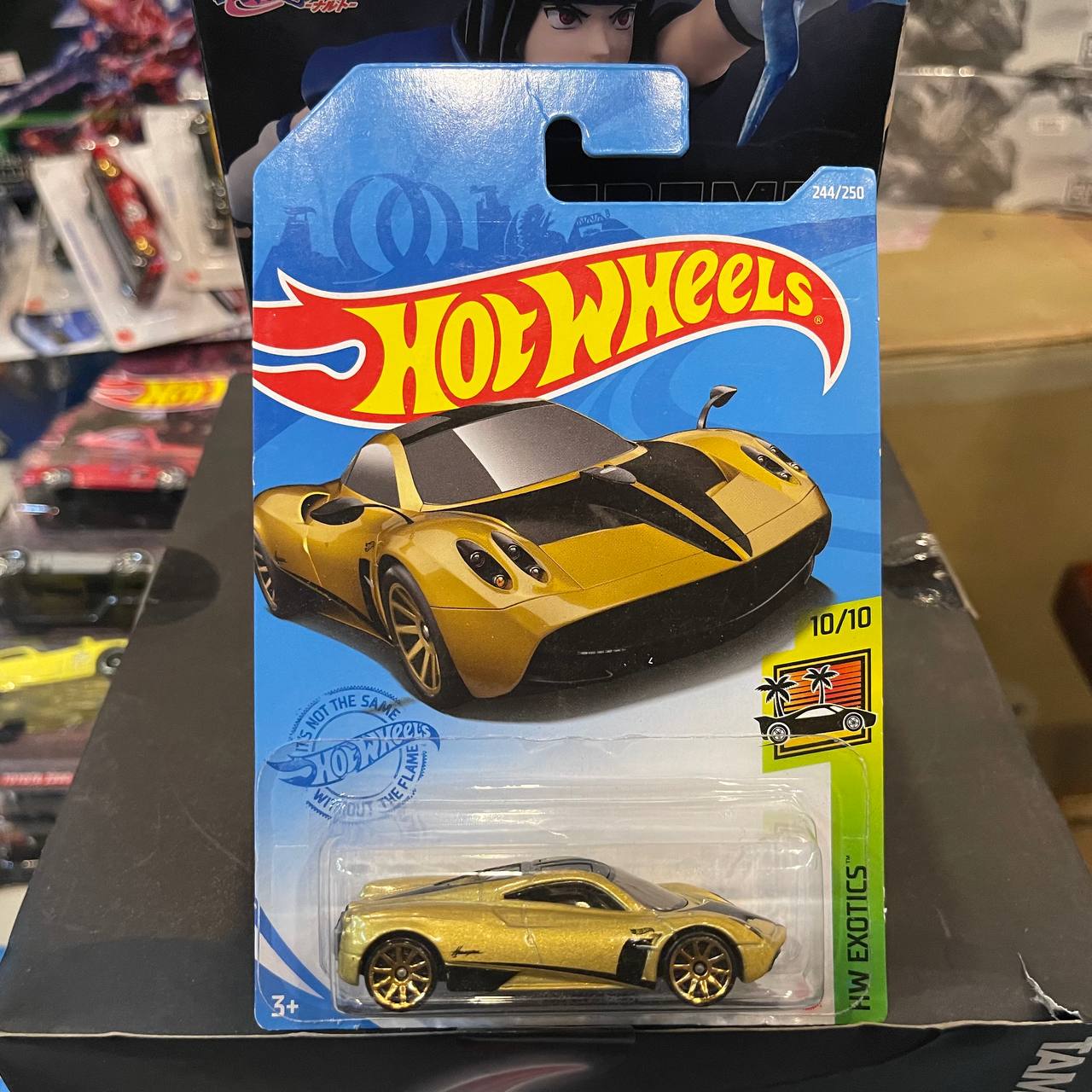 [Hot Wheels] Pagani Huayra (Gold)