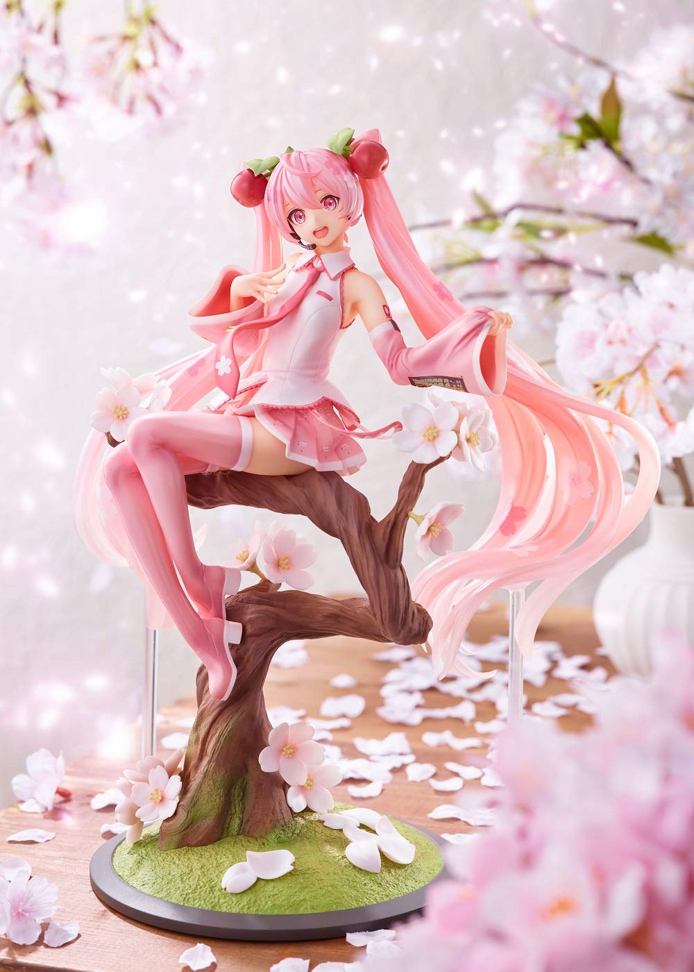 Spiritale 1/7 Scale Figure Sakura Miku Sakura Fairy Ver