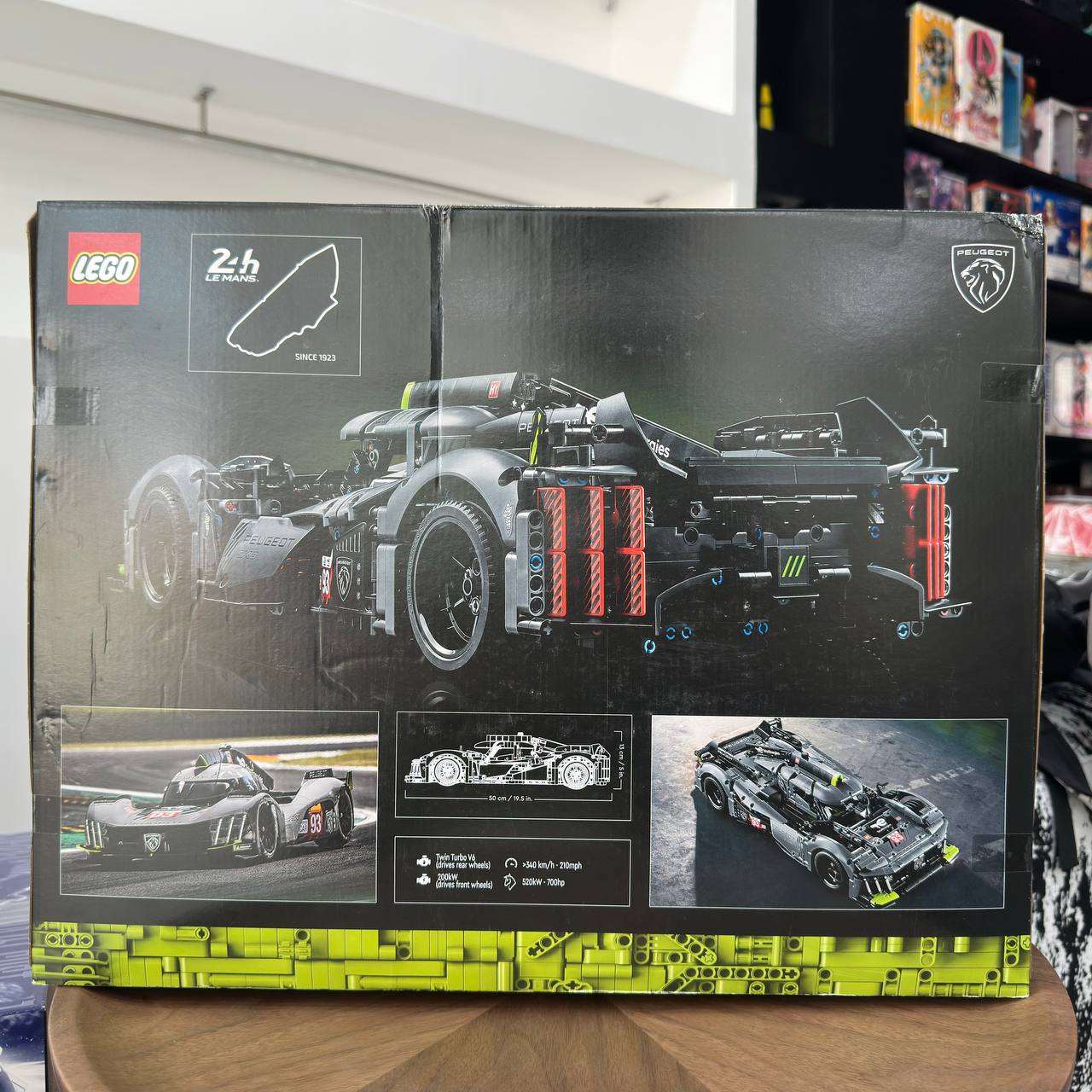 LEGO Technic 42156 PEUGEOT 9X8 24H Le Mans Hybrid Hypercar