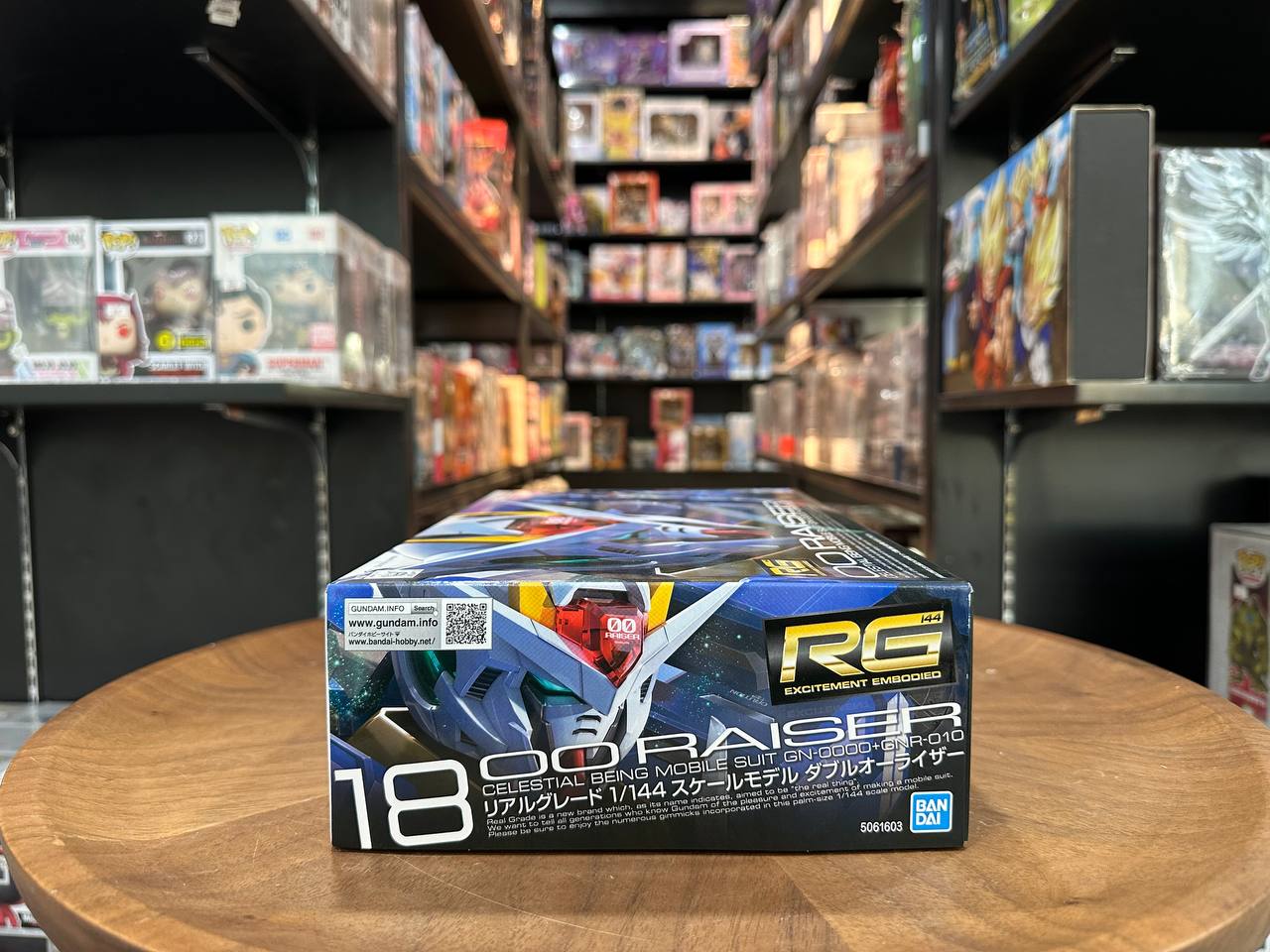 Bandai RG 1/144 00 Raiser