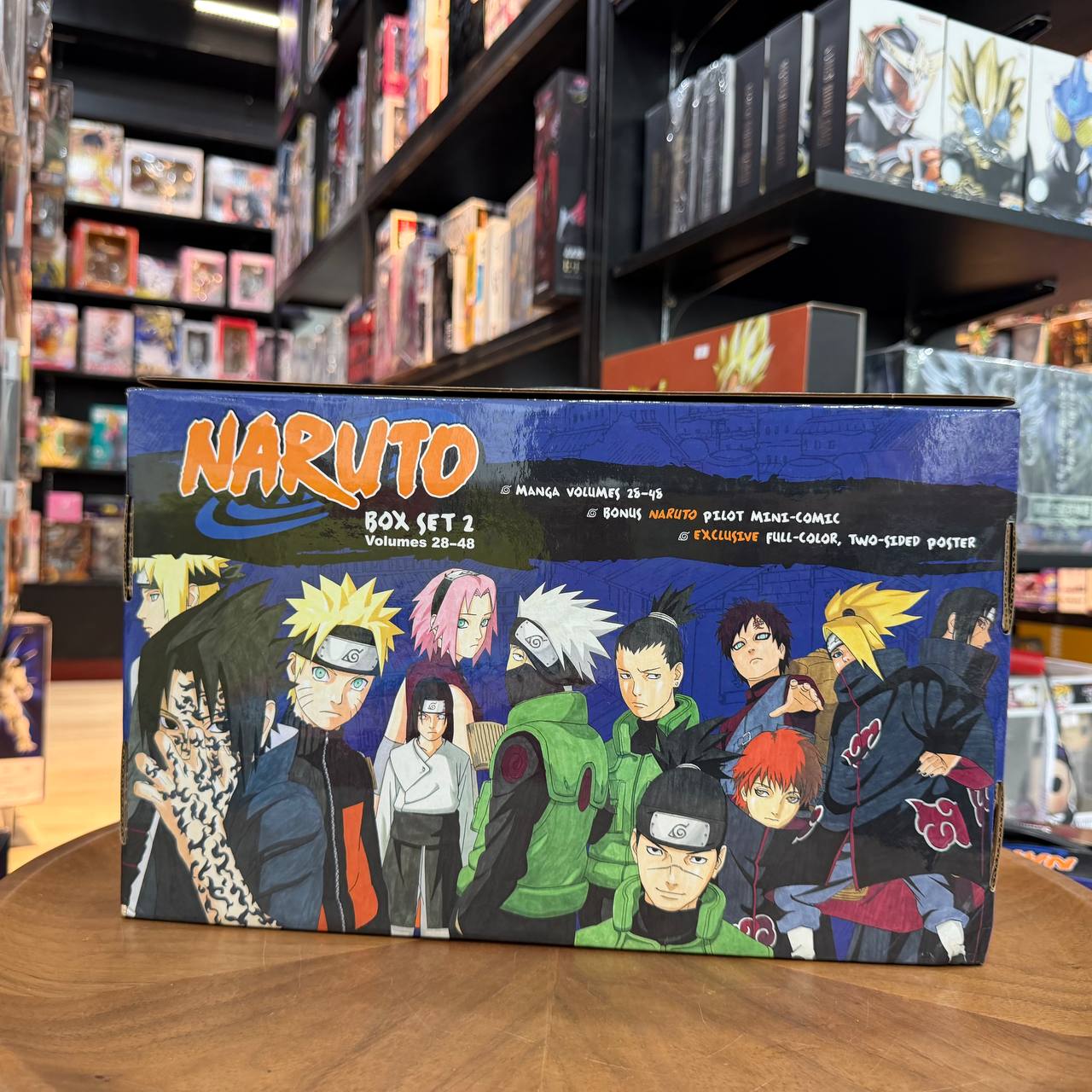 Naruto Box Set 3: Volumes 49-72 with Premium brand new English Manga from Viz